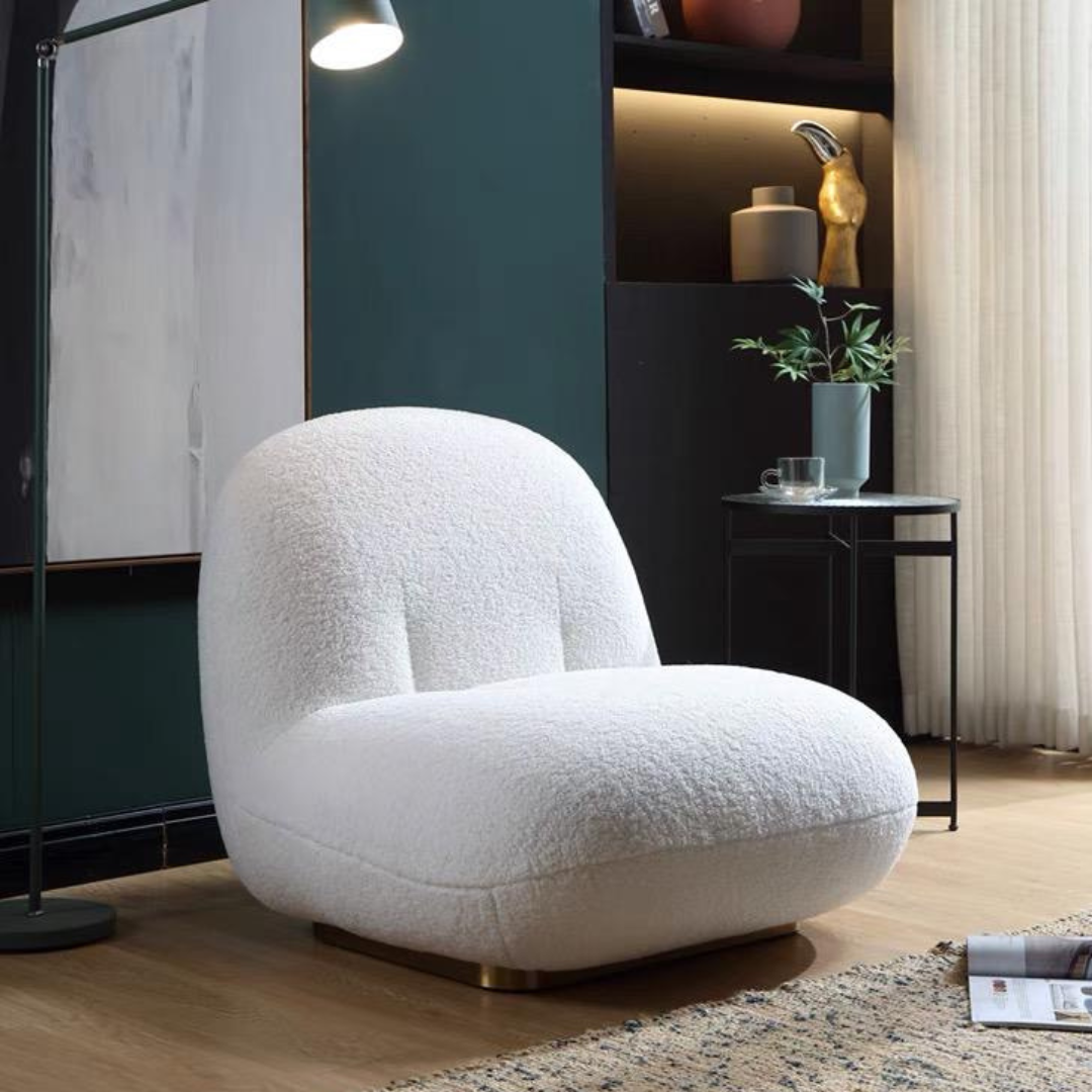 Fauteuil CLOUD en laine bouclé blanc et piétement en acier doré rotatif - Meublei