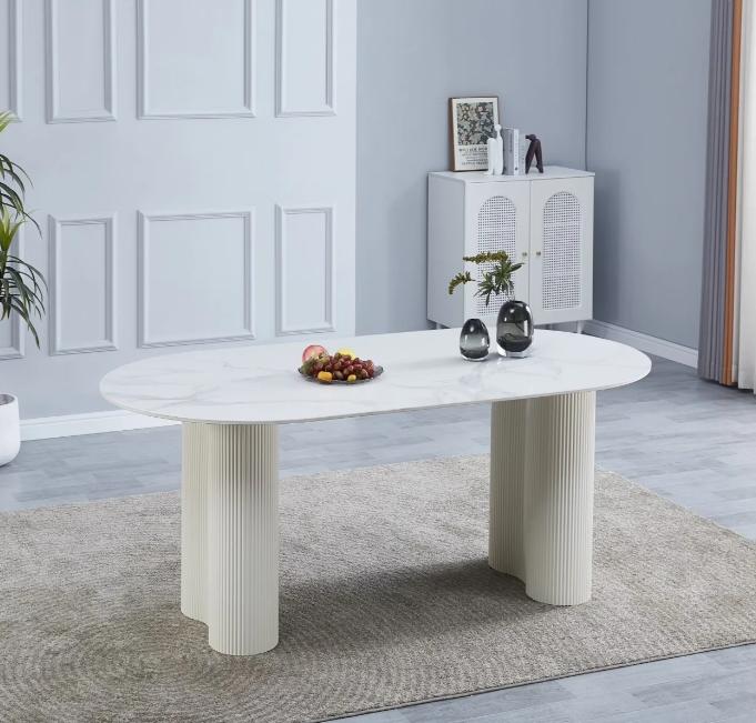 Table Venezia - Pieds beige, plateau en céramique marbre blanc - Meublei