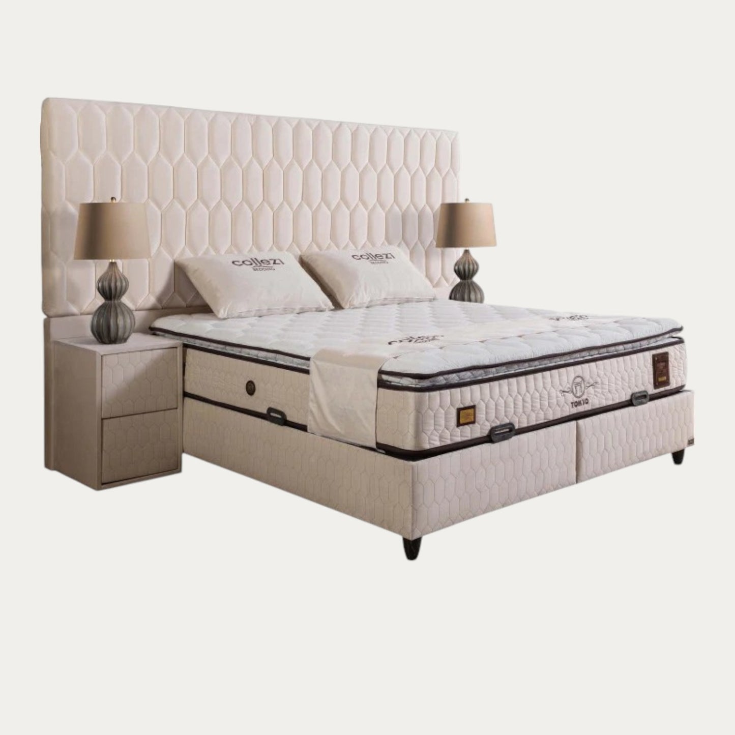 Ensemble de lit coffre en velours beige avec matelas à ressorts - Meublei